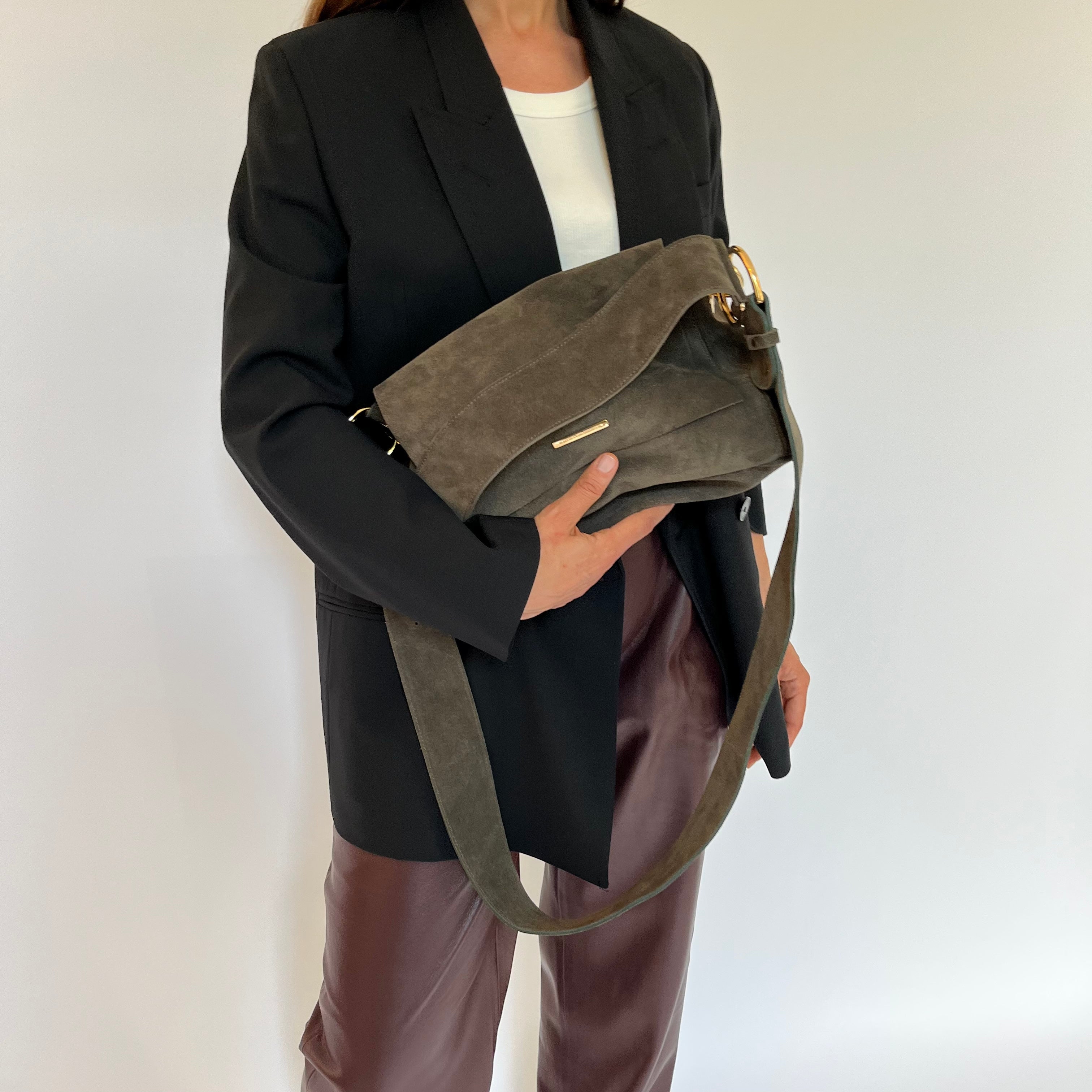 KAREN Tasche Khaki Suede DOPPELGURT