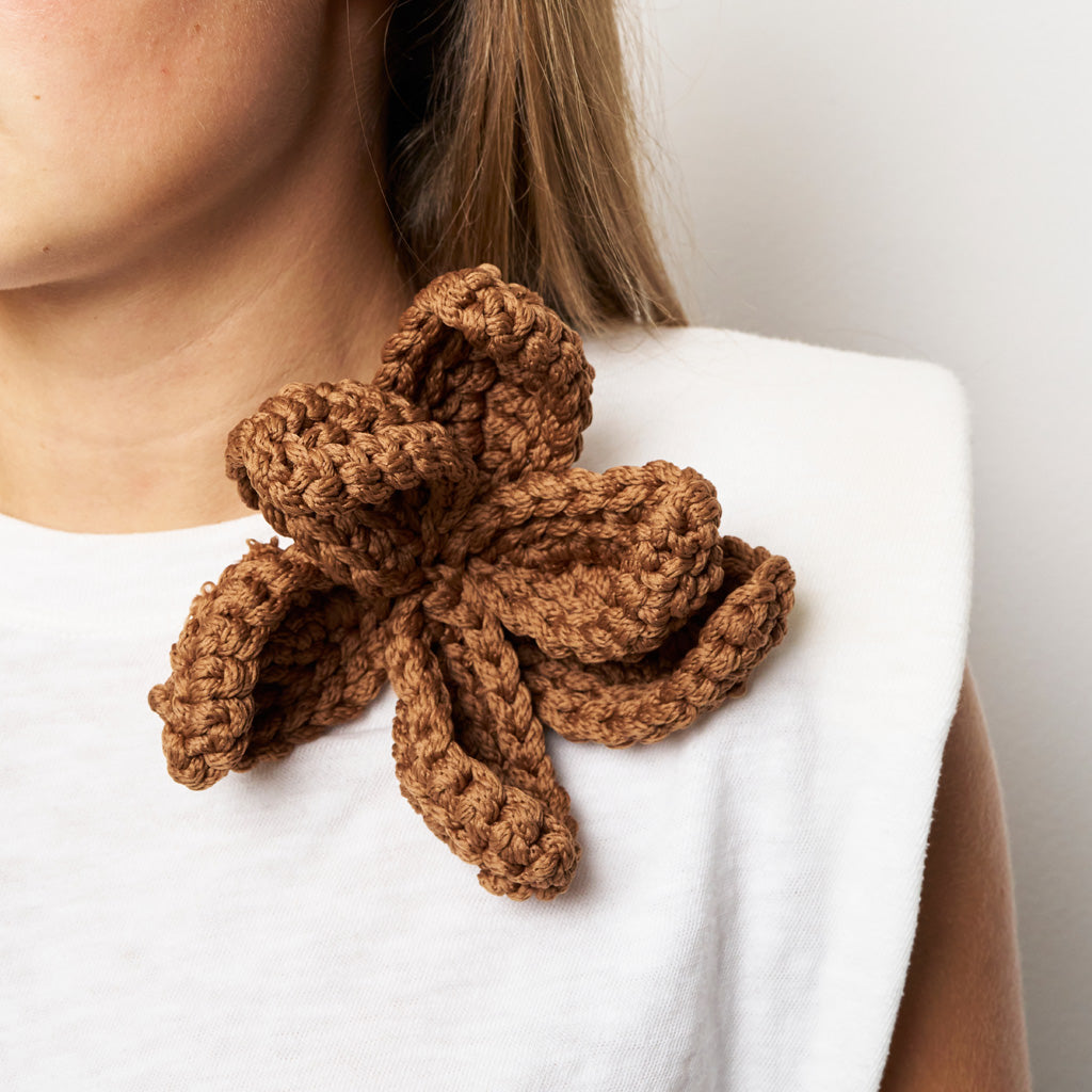 XENIA STRICKBROSCHE CAMEL